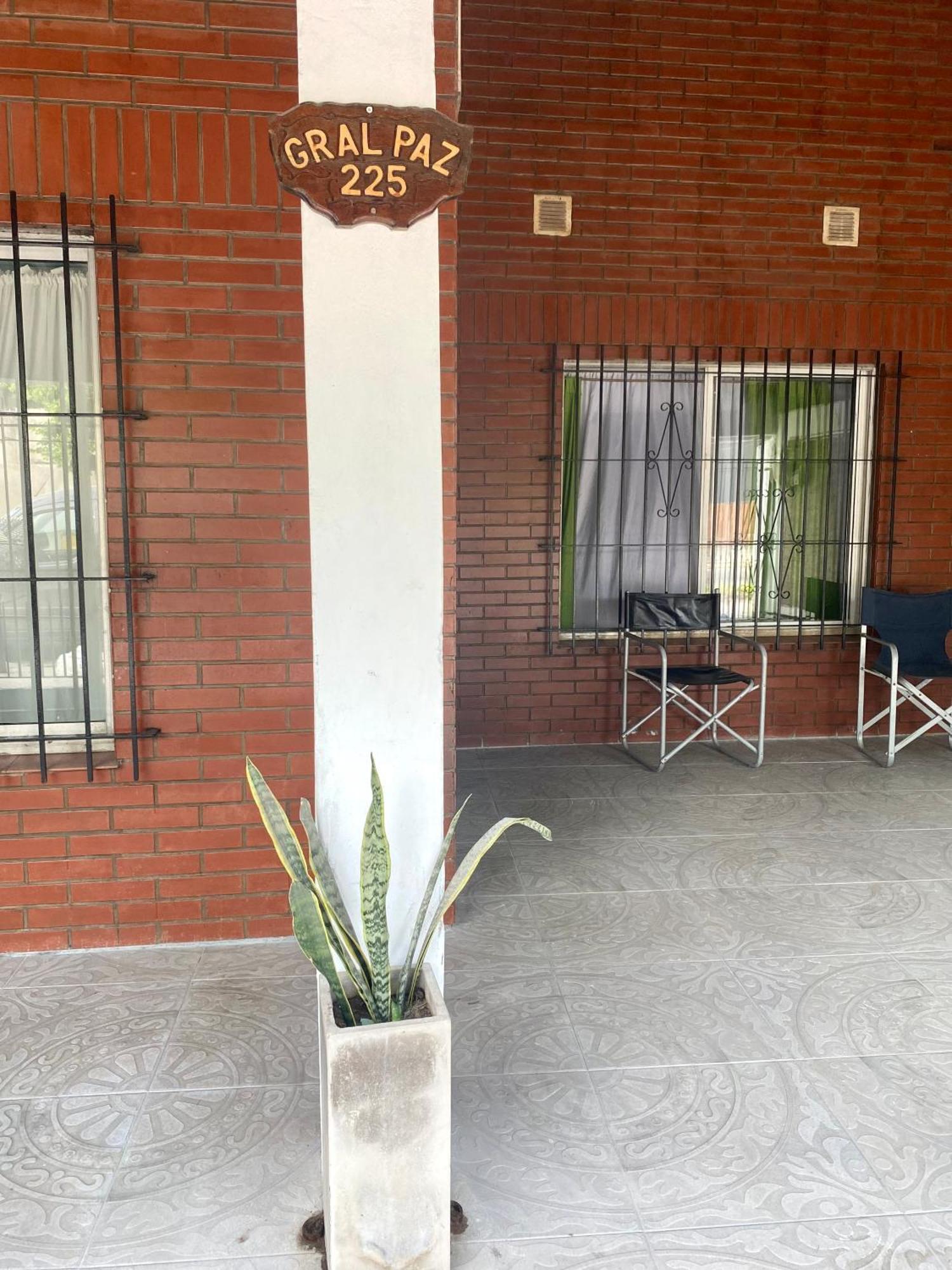 Hospedaje Noah Ezeiza Buitenkant foto